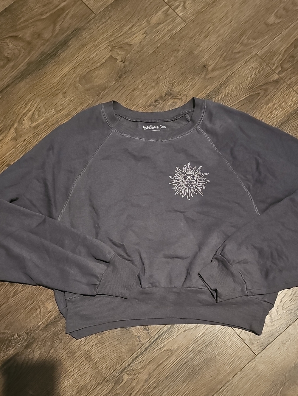 Rebellious One Gray  Sweatshirt Sun Graphic Small El Sol Bohemian Planet Solar